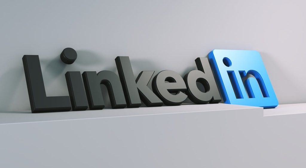 LinkedIn Platform - منصة لينكد ان