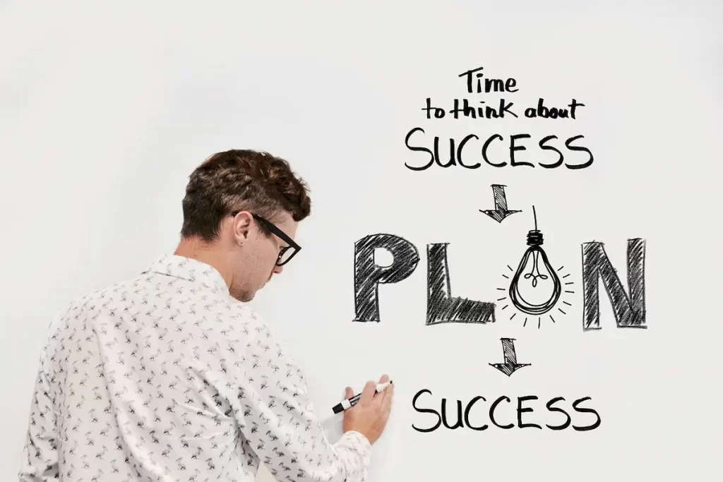 خبير تسويق يوضح معالم خطة المحتوى - A marketing expert explains the features of the content plan