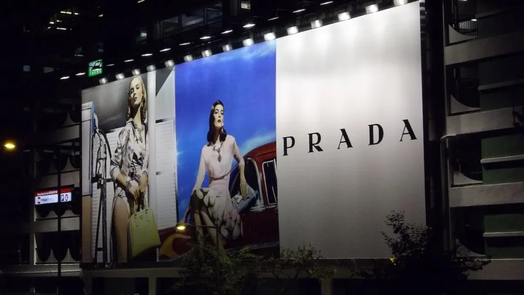 Billboard and Outdoor Advertising Dubai | Optimize your brand Impact 2 billboard advertising dubai - outdoor advertising dubai - الإعلانات اللوحية في دبي - الإعلانات الخارجية في دبي