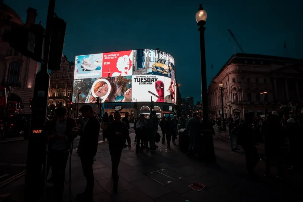 Billboard and Outdoor Advertising Dubai | Optimize your brand Impact 3 billboard advertising dubai - outdoor advertising dubai - الإعلانات اللوحية في دبي - الإعلانات الخارجية في دبي
