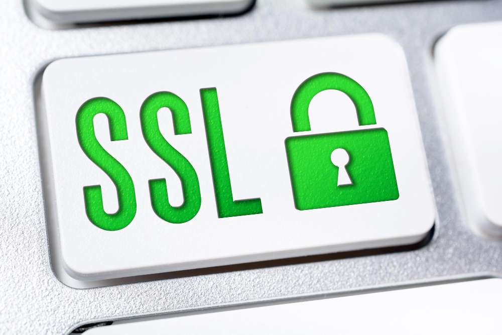 ما الذي تتضمنه شهادة SSL/TLS؟